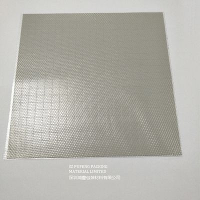 ラップトップ、0.25mmの上昇温暖気流の熱伝達のパッドのための白い10W/Mk脱熱器パッド