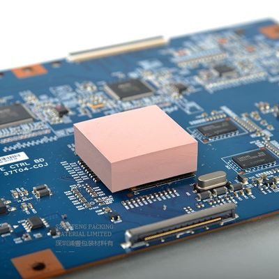 1.0 LED CPU ICのためのW/M.Kのシリコーンの伝導性の熱パッド